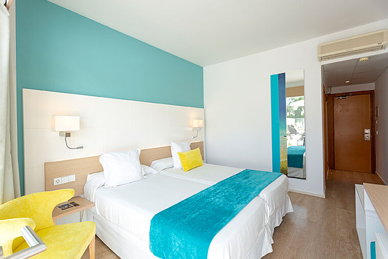 Blick in ein Doppelzimmer Hotel JS Palma Stay